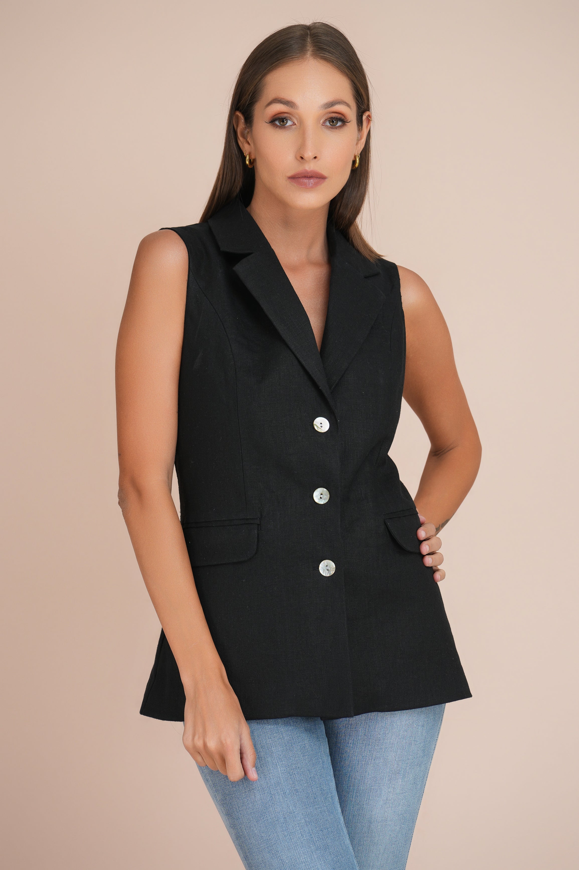 Nora linen sleeveless jacket